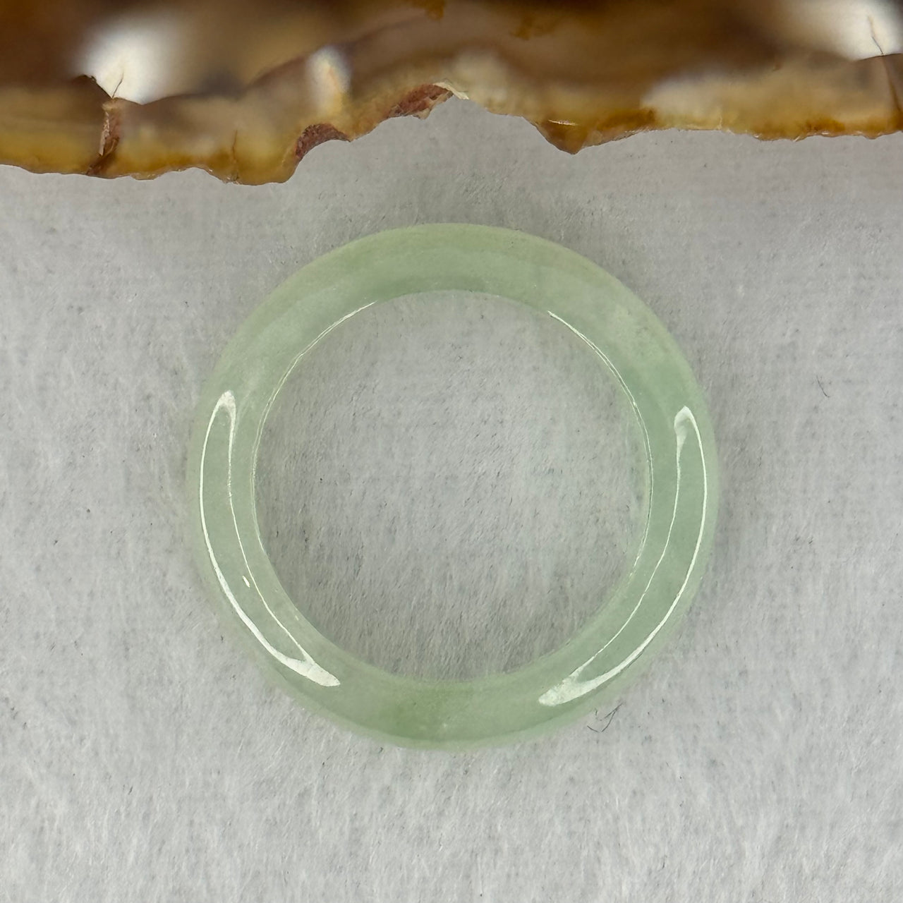 Type A Icy Light Green Jadeite Ring 3.35g 5.4 by 3.5mm US7.8 HK17.5 (Close to Perfect)