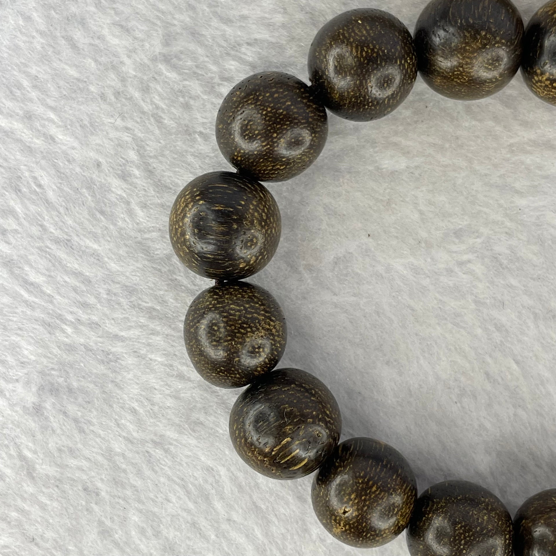 Natural Old Wild Malaysia Agarwood Bracelet (Sinking Type) 天然老野生马来西亚沉香手链 24.27g 19cm 14.0mm 16 Beads - Huangs Jadeite and Jewelry Pte Ltd