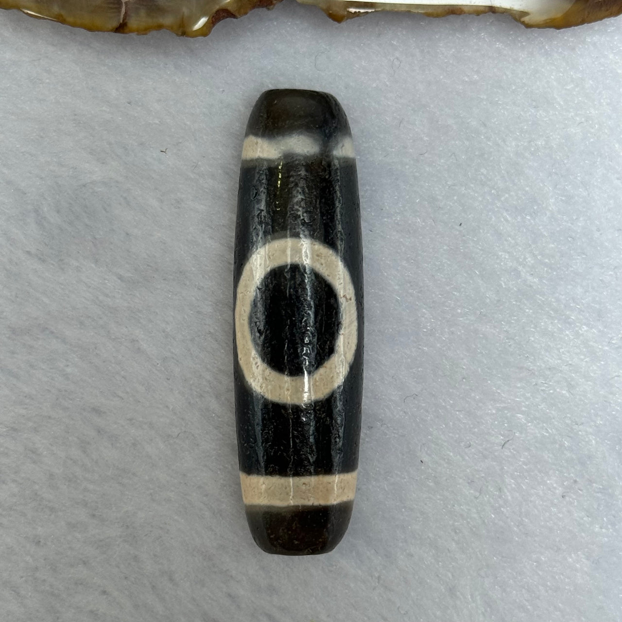 Natural Powerful Tibetan Old Oily Agate Sky Door Serenity 1 Eye Dzi Bead Heavenly Master (Tian Zhu) 一眼天诛 12.89g 46.8 by 13.3mm - Huangs Jadeite and Jewelry Pte Ltd