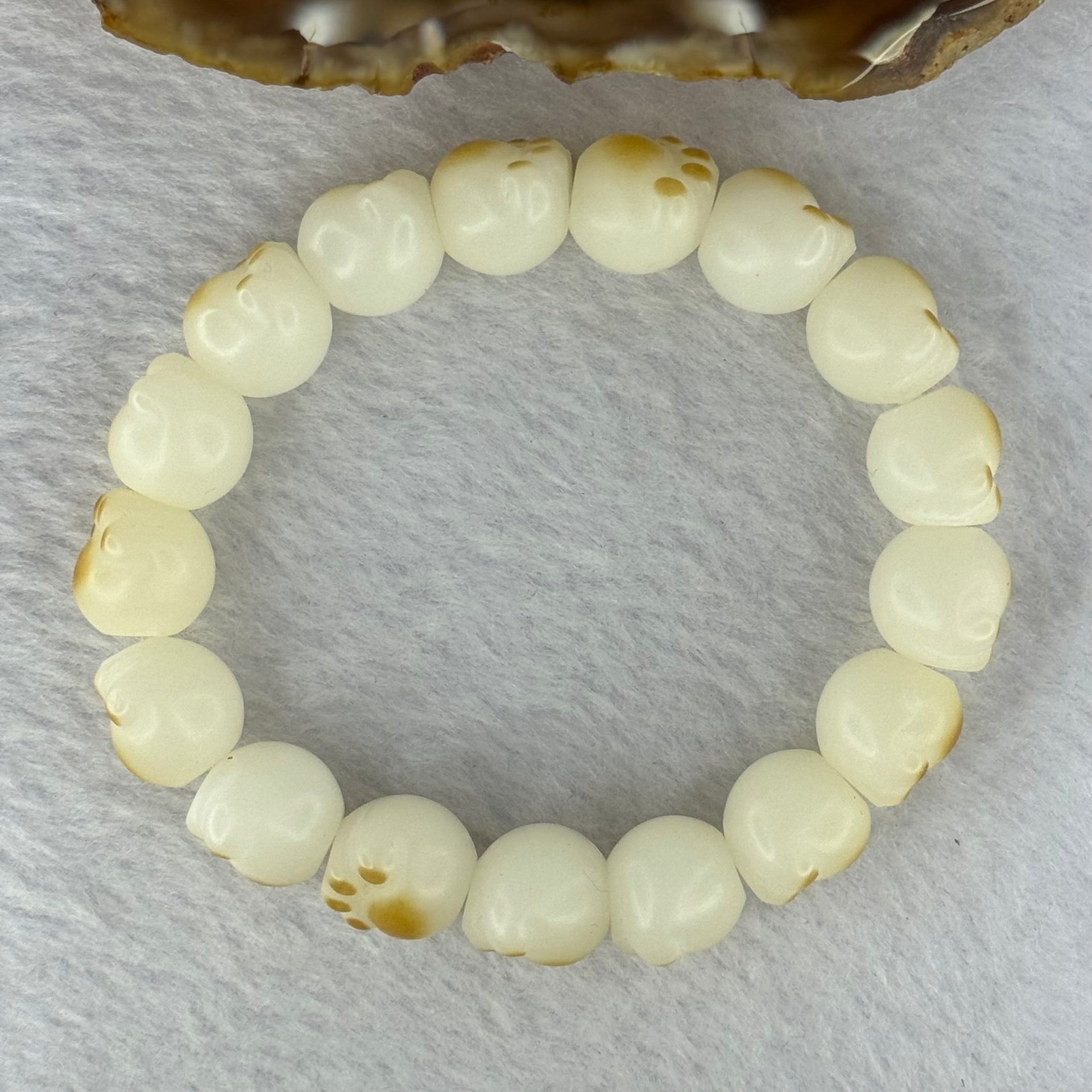 Natural White Color Bodhi Beads in Paw Bracelet 20.05g 16cm 12.2mm 17 Beads - Huangs Jadeite and Jewelry Pte Ltd