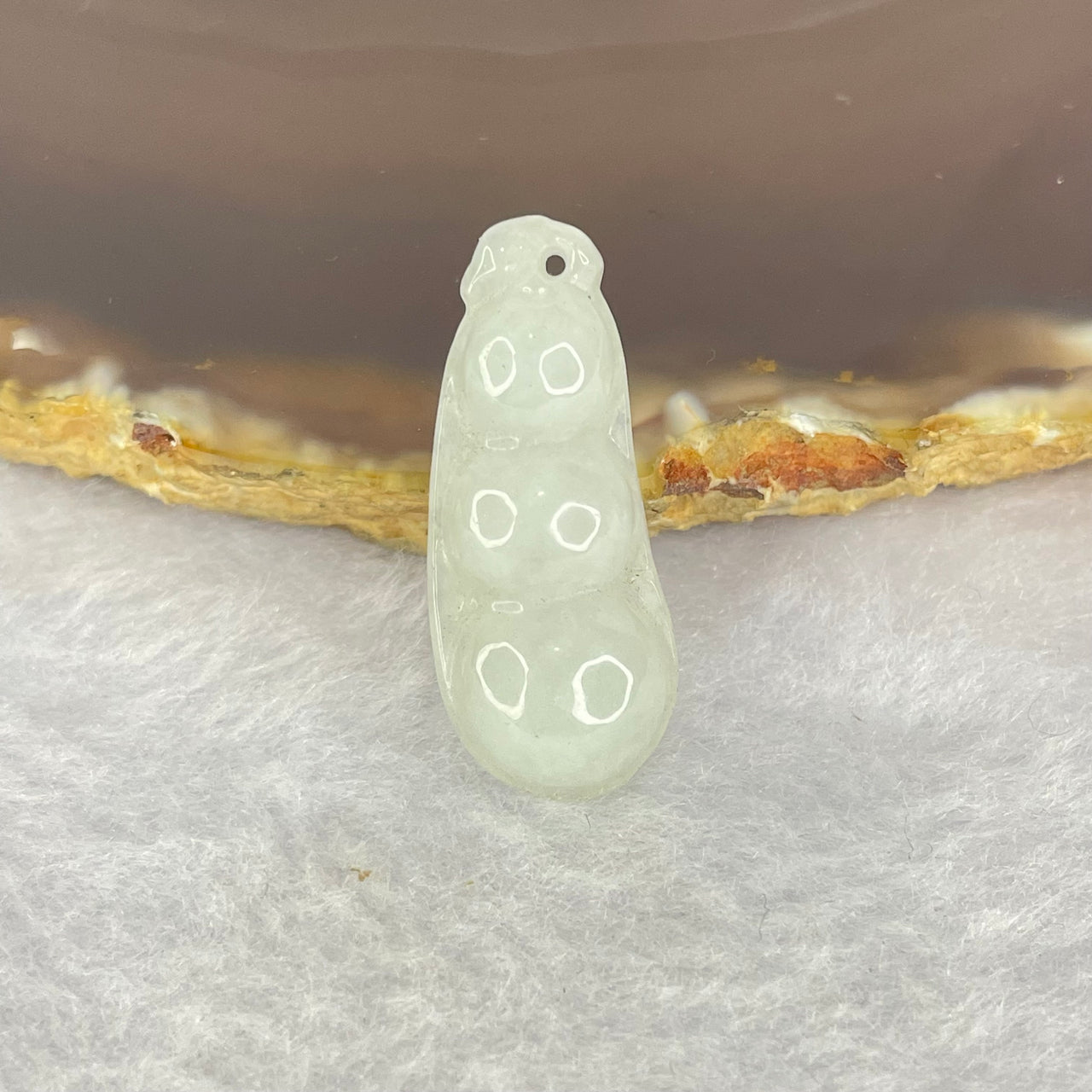 Type A Green Pea Pod 3.02g 12.0 by 29.5 by 5.6mm - Huangs Jadeite and Jewelry Pte Ltd