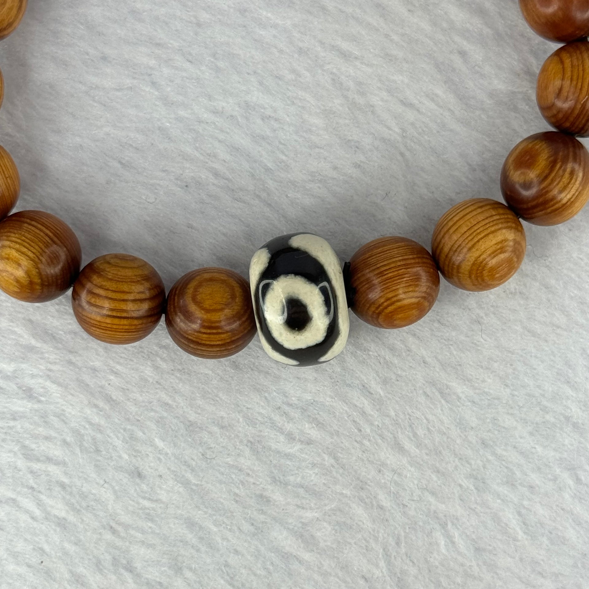 Natural Old Yabai Thuja Wood Beads With 3 Eyes Dzi Bead  Bracelet 老树崖柏三眼天珠手链 11.28g 16.5cm 10.0mm 18 Beads / 14.4 by 9.9mm 1 Bead - Huangs Jadeite and Jewelry Pte Ltd