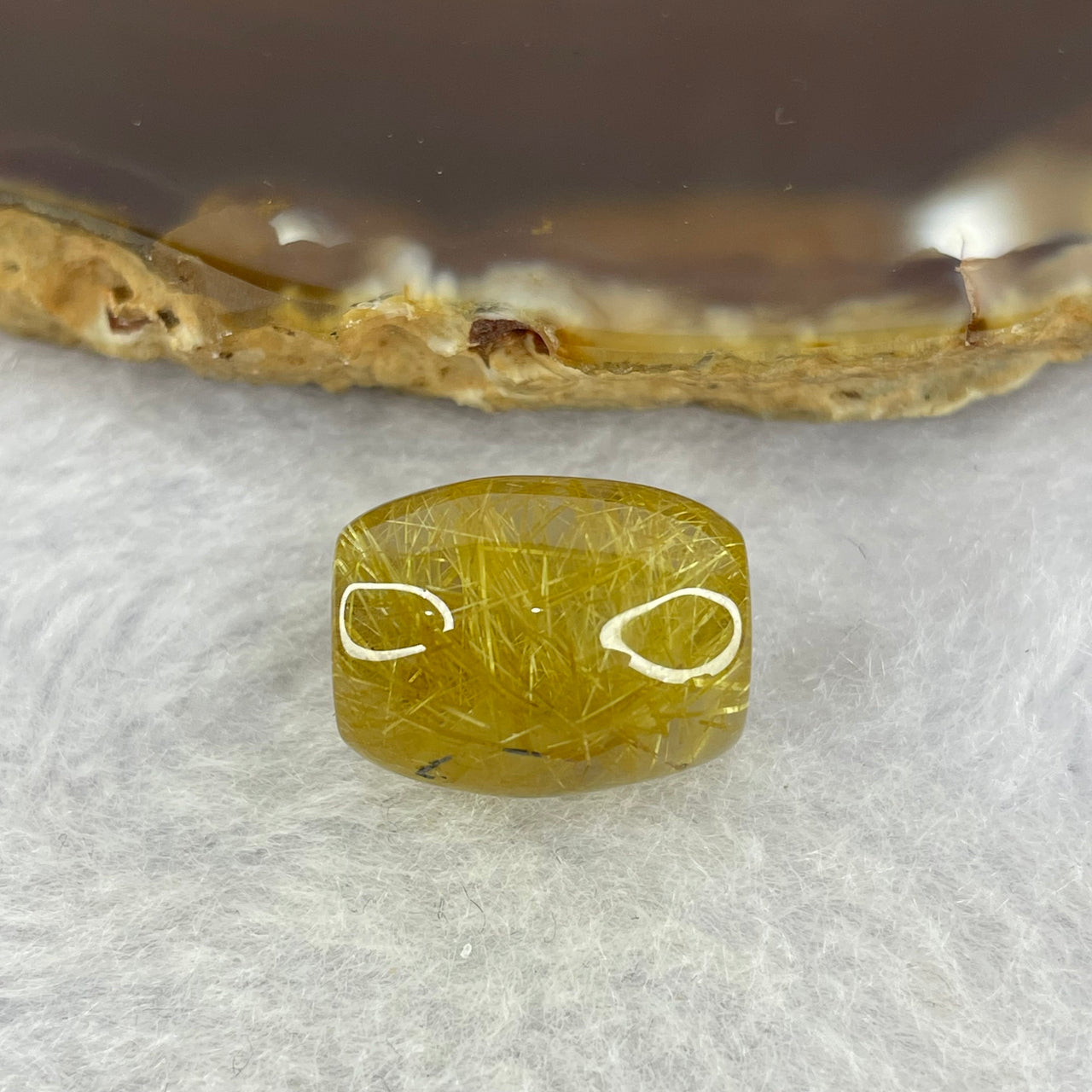 Good Grade Natural Golden Rutilated Quartz Crystal Lulu Tong Barrel 天然金发晶水晶露露通桶 
3.85g 15.4 by 12.0mm - Huangs Jadeite and Jewelry Pte Ltd