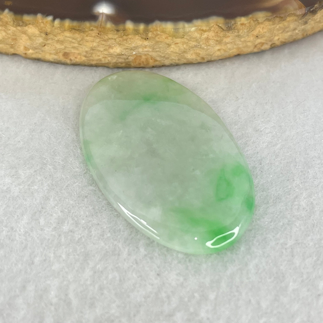 Type A Faint Green Lavender with Emerald Green Piao Hua Jadeite Oval Wu Shi Pai Pendant 5.45g 34.7 by 21.3 by 3.1mm