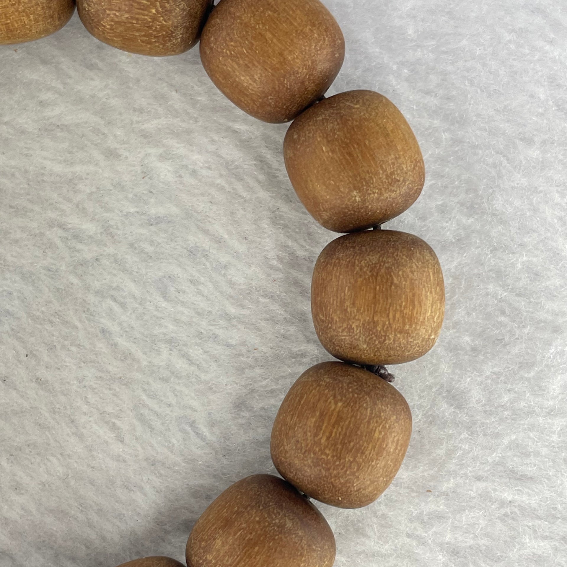 Natural Wild Australian Sandalwood Beads Bracelet 自然野生澳大利亚檀香手链 31.39g 14.9 mm 15 Beads - Huangs Jadeite and Jewelry Pte Ltd