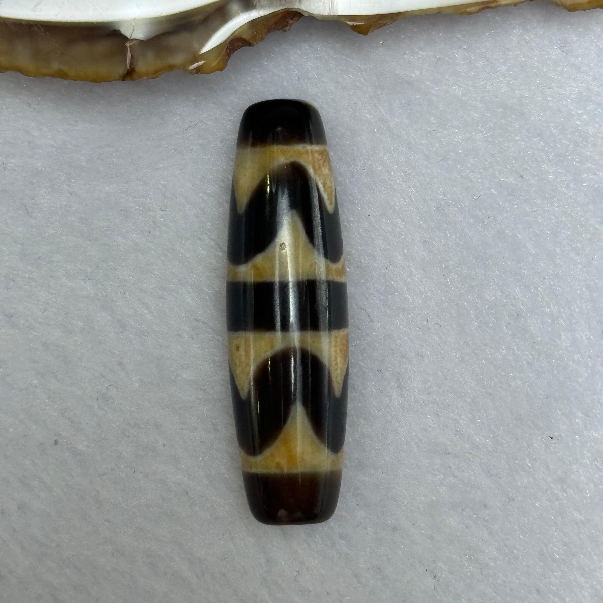 Natural Powerful Tibetan Old Oily Agate Double Tiger Tooth Daluo Dzi Bead Heavenly Master (Tian Zhu) 虎呀天诛 7.20g 38.7 by 11.2mm - Huangs Jadeite and Jewelry Pte Ltd