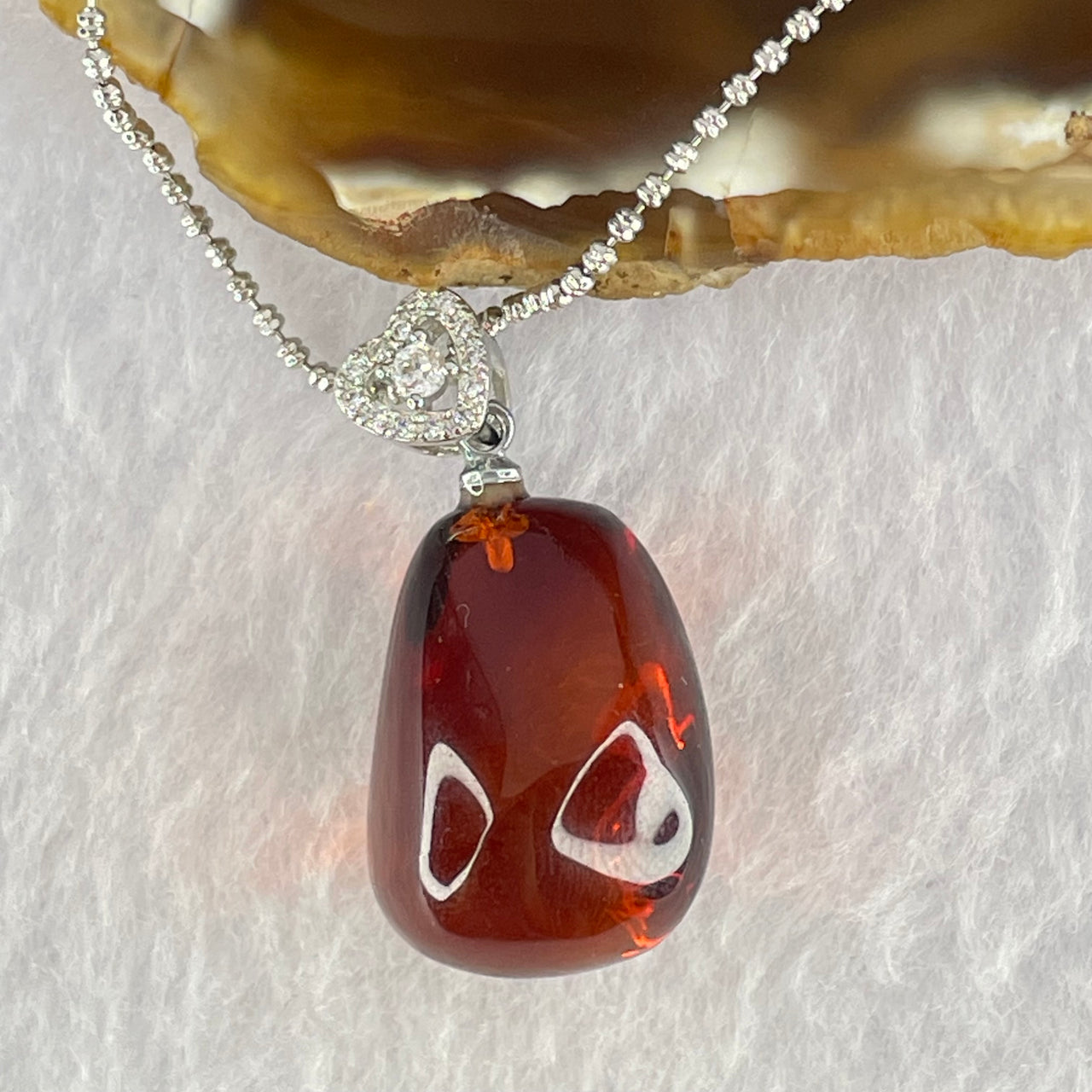 Natural Blood Red Amber Pendant in S925 Sliver Necklace 6.22g 21.6 by 15.6 by 14.9mm