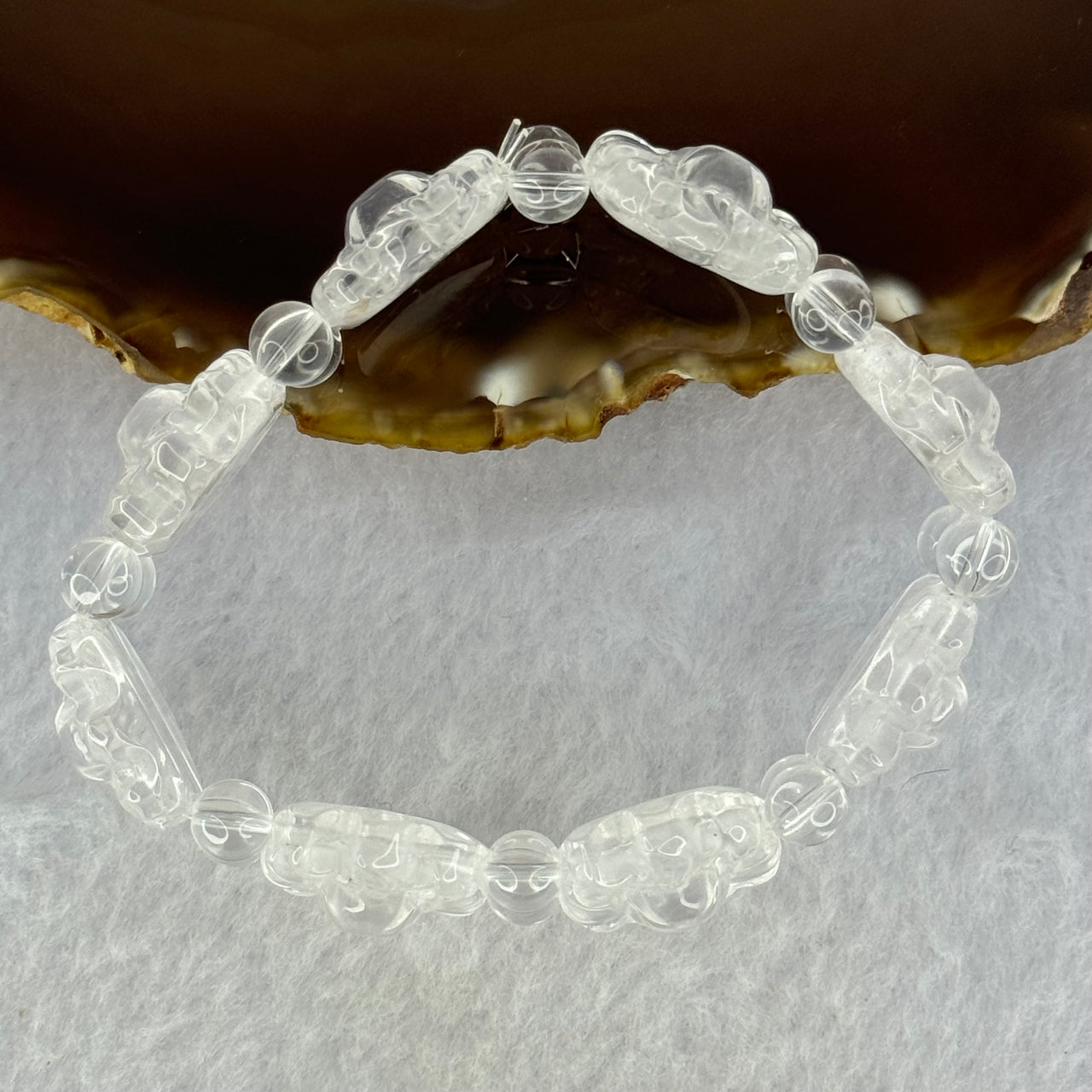 Natural Clear Quartz 9 Tail Fox Bracelet 39.45g 17cm 21.6 by 19.0 by 8.0mm 8pcs