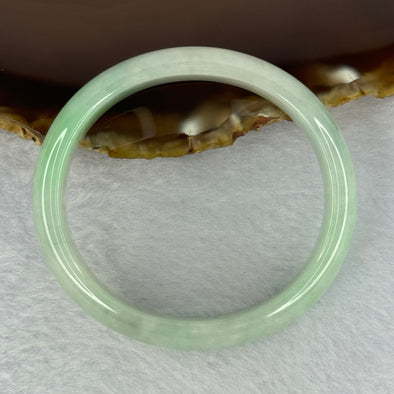 Type A Green Jadeite Oval Bangle 36.75g Internal Diameter 50.2mm 13.4 by 7.2mm (Internal Lines)