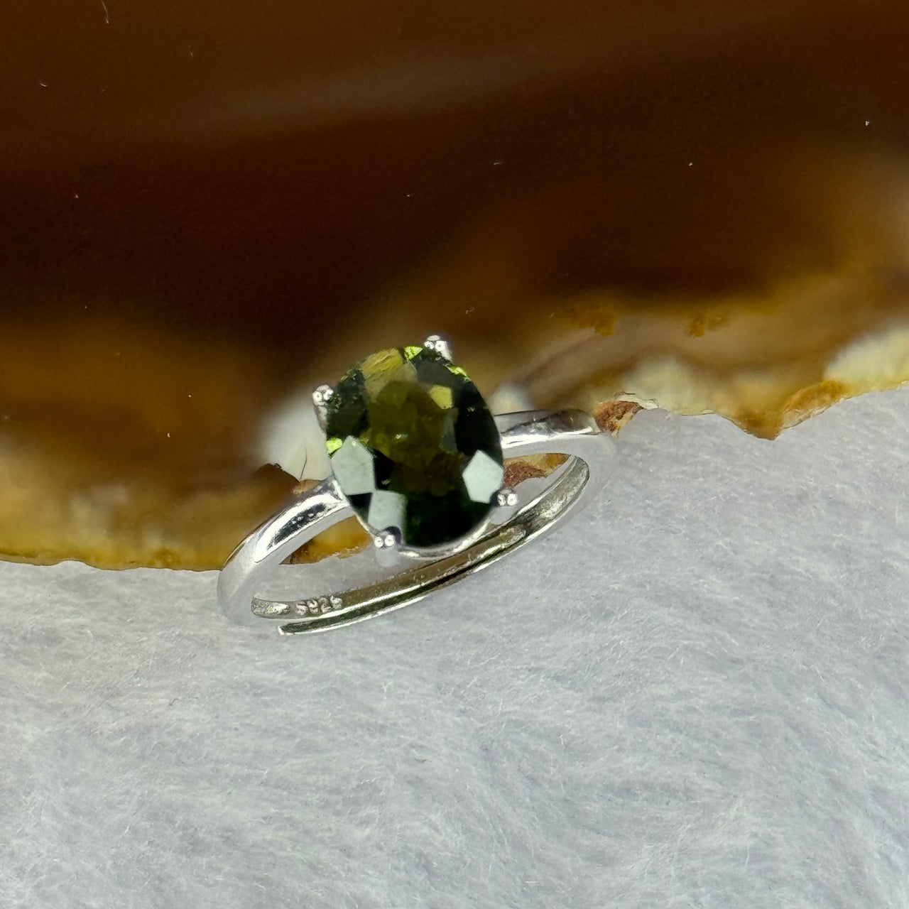 Natural Faceted Czech Republic Moldavite Meteorite Crystal in S925 Sliver Ring (Adjustable Size) 天然捷克陨石925银戒指 1.43g 9.0 by 7.0 by 4.6mm