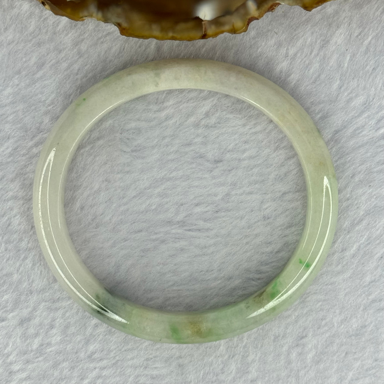 Type A Green Jadeite Bangle 23.55g Internal Diameter 49.3mm 8.4 by 6.3mm (Slight External Line)