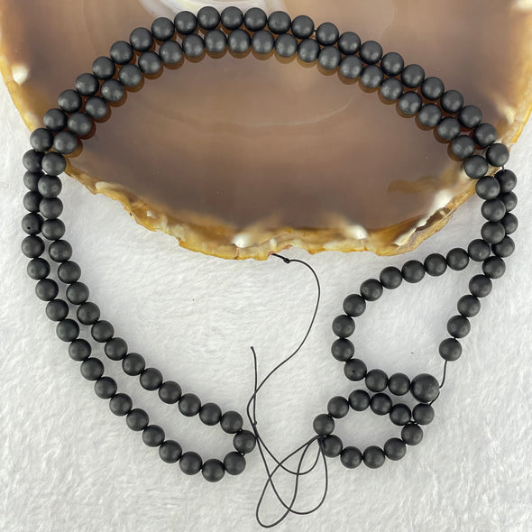 Natural Matt Black Gold King Amber Beads Necklace 天然黑金翁王琥珀手链 18.18g 68cm 8.2mm 1 Bead 6.8mm 106 Beads