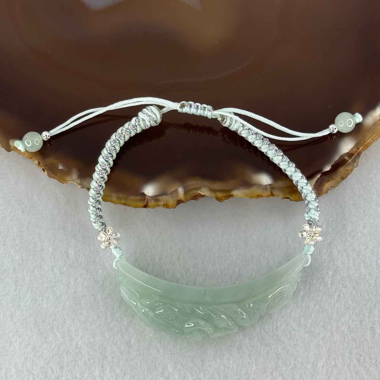 Type A Green and Lavender Jadeite Dragon String Bracelet 30.86g 54.0 by 16.5 by 14.7mm