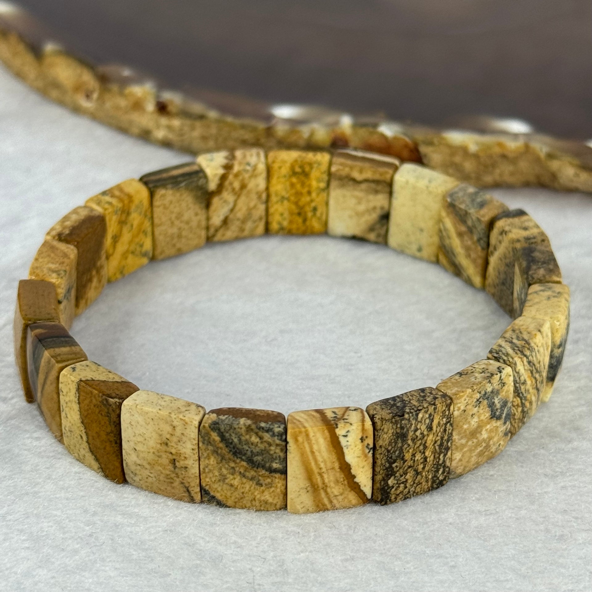 Natural Picture Jasper Bracelet  25.12g 17.5cm 12.3 by 9.4 by 5.1mm 21 pcs - Huangs Jadeite and Jewelry Pte Ltd