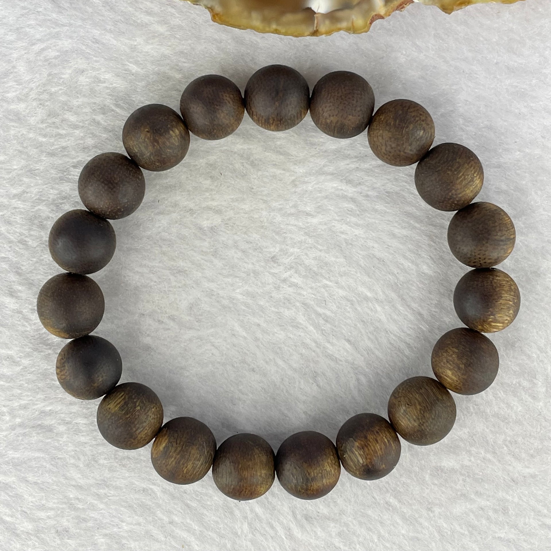 Natural Hainan Wild Old Agarwood Bracelet (Floating) 天然海南野生老树沉香手链 9.52g 17.5cm 10.8mm 19 Beads - Huangs Jadeite and Jewelry Pte Ltd