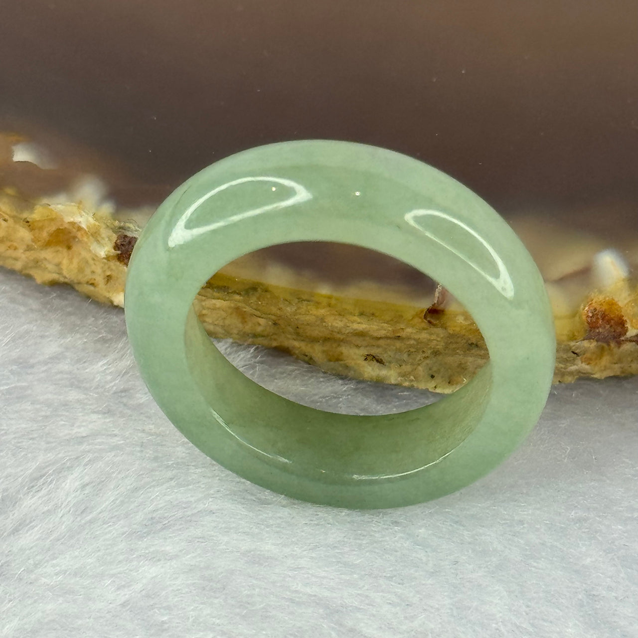 Type A Semi Icy Green Jadeite Ring 4.08g 6.1 by 3.5mm US7.25 HK16