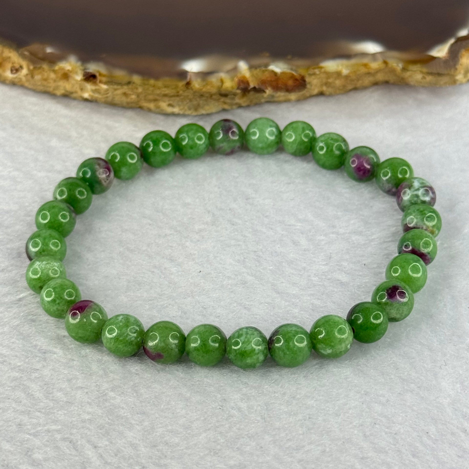 Natural Emerald And Ruby Zoisite Beads Bracelet 13.89g 15.5cm 6.8mm 28 Beads - Huangs Jadeite and Jewelry Pte Ltd