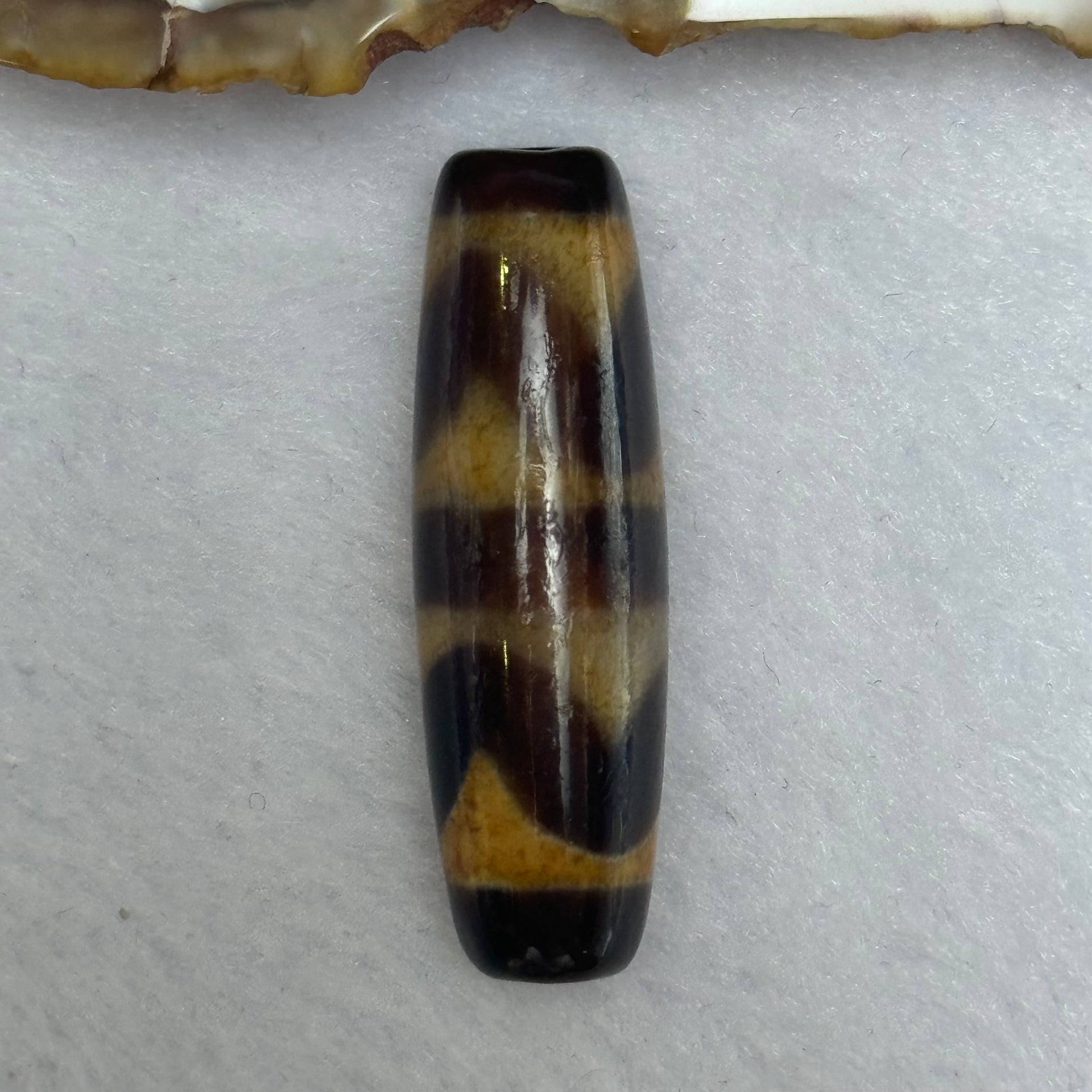 Natural Powerful Tibetan Old Oily Agate Double Tiger Tooth Daluo Dzi Bead Heavenly Master (Tian Zhu) 虎呀天诛 7.33g 37.3 by 11.5mm - Huangs Jadeite and Jewelry Pte Ltd