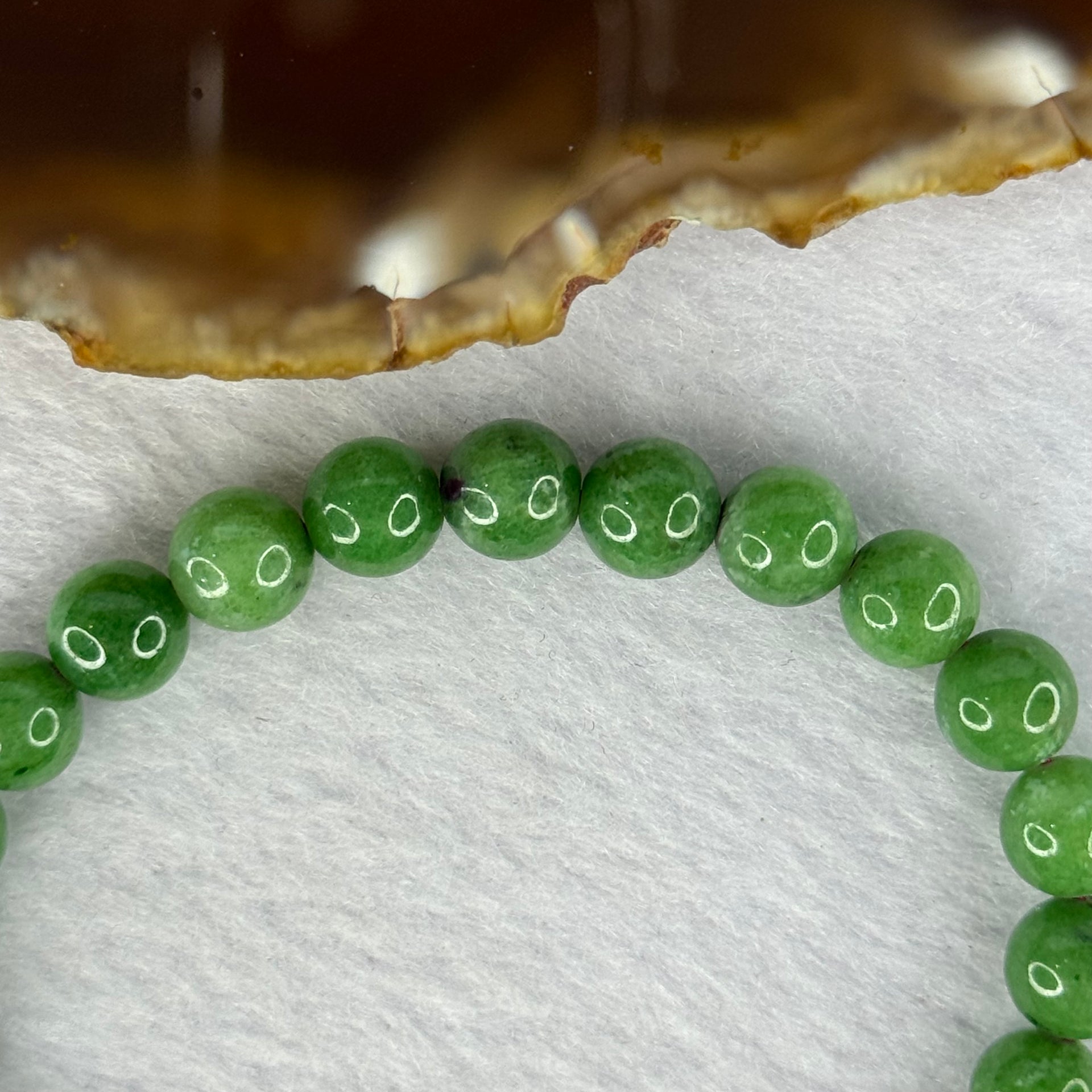 Natural Emerald And Ruby Zoisite Beads Bracelet 18.25g 16cm 7.7mm 25 Beads - Huangs Jadeite and Jewelry Pte Ltd