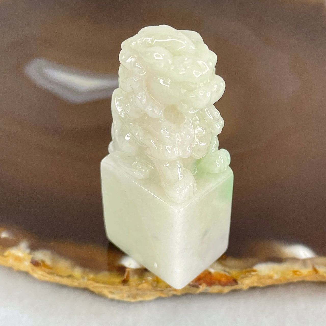 Type A Faint Green Lavender Patches Jadeite Fu Dog Seal Display 32.97g 47.5 by 19.8 by 14.8mm