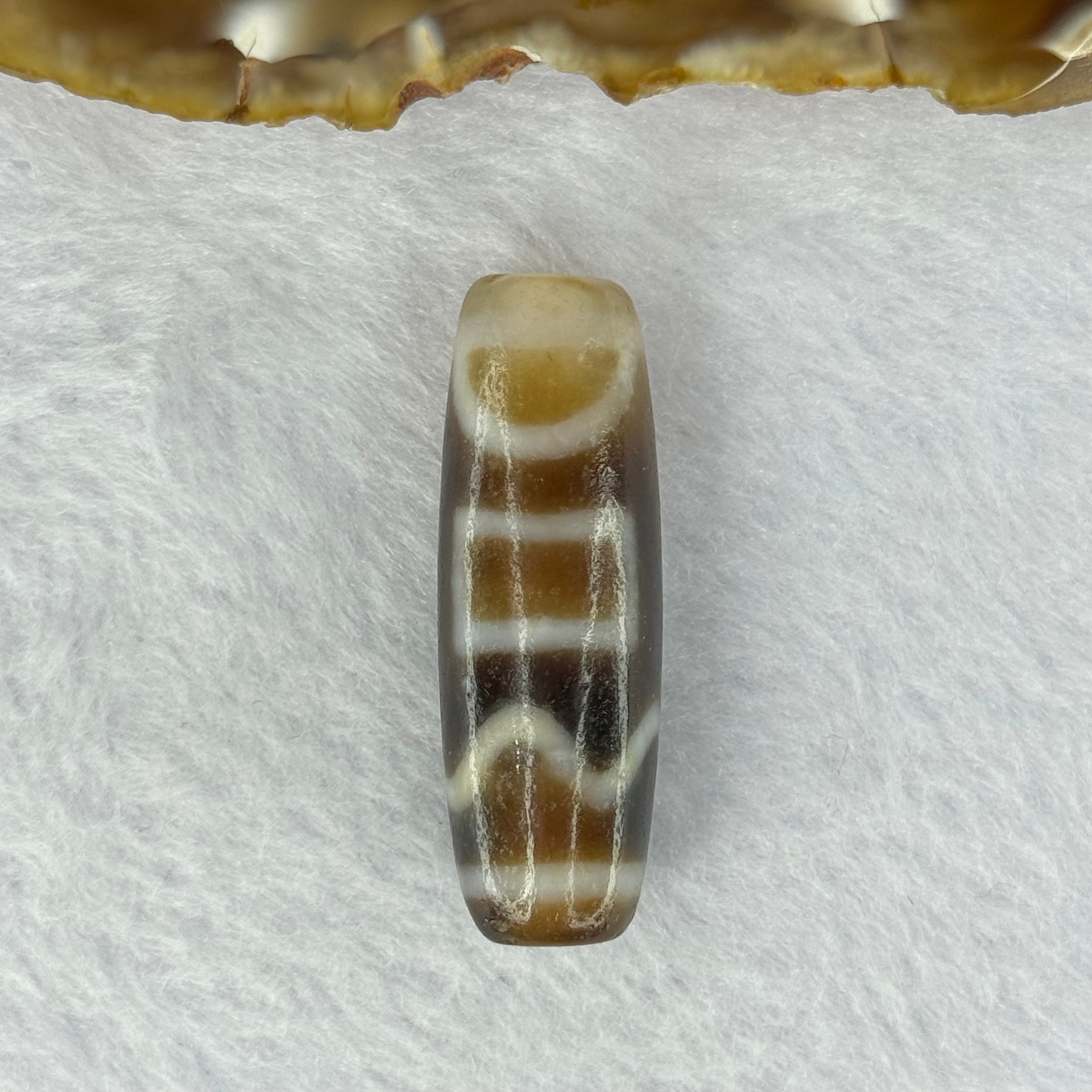 Natural Powerful Tibetan Old Oily Agate Sky Door Serenity 1 Eye Dzi Bead Heavenly Master (Tian Zhu) 一眼天诛 9.79g 37.6 by 12.8mm - Huangs Jadeite and Jewelry Pte Ltd