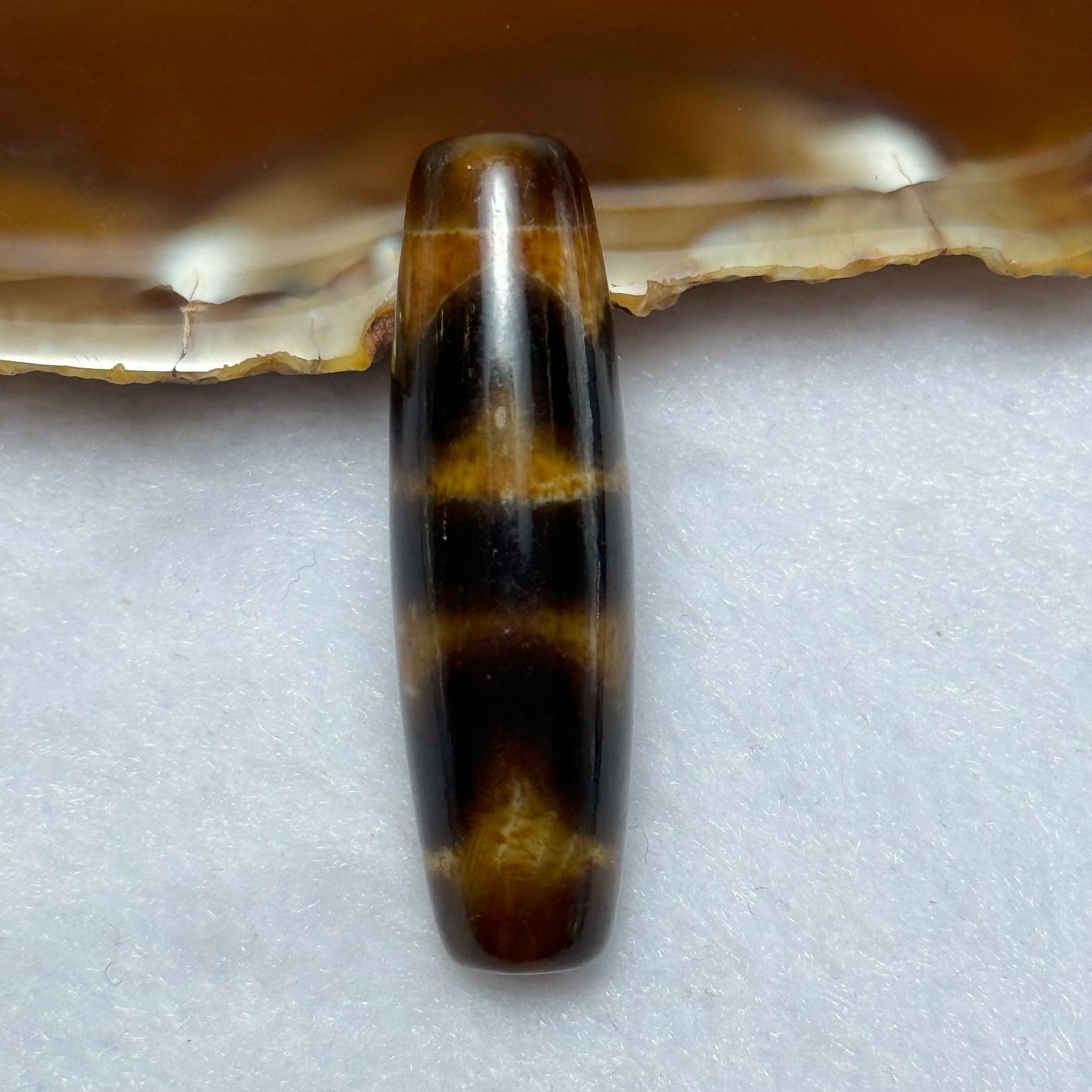 Natural Powerful Tibetan Old Oily Agate Double Tiger Tooth Daluo Dzi Bead Heavenly Master (Tian Zhu) 虎呀天诛 7.25g 38.5 by 11.1mm - Huangs Jadeite and Jewelry Pte Ltd