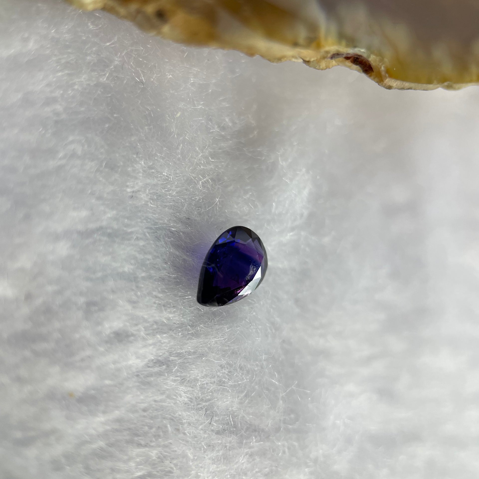 Natural Faceted Tear Drop Shape Blue Sapphire 0.85 ct 7.0 by 4.9 by 2.5mm - Huangs Jadeite and Jewelry Pte Ltd