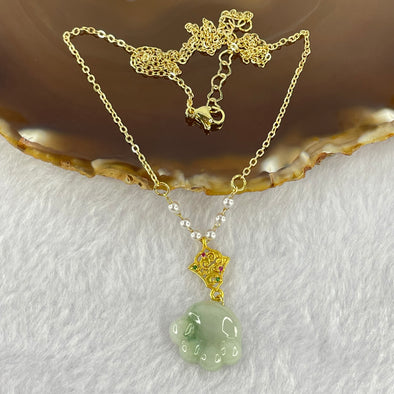 Type A Light Green with Blueish Green Patch Jadeite Paw in Gold Color Necklace 5.80g 17.9 by 15.3 by 6.4mm