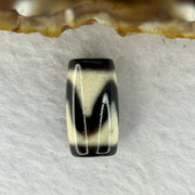 Natural Powerful Tibetan Old Oily Agate Tiger Tooth Daluo Dzi Bead Heavenly Master (Tian Zhu) 虎呀天诛 4.22g 20.2 by 10.9mm - Huangs Jadeite and Jewelry Pte Ltd