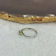 Natural Peridot in 925 Sliver Ring (Adjustable Size) 1.33g 4.4 by 1.8mm - Huangs Jadeite and Jewelry Pte Ltd