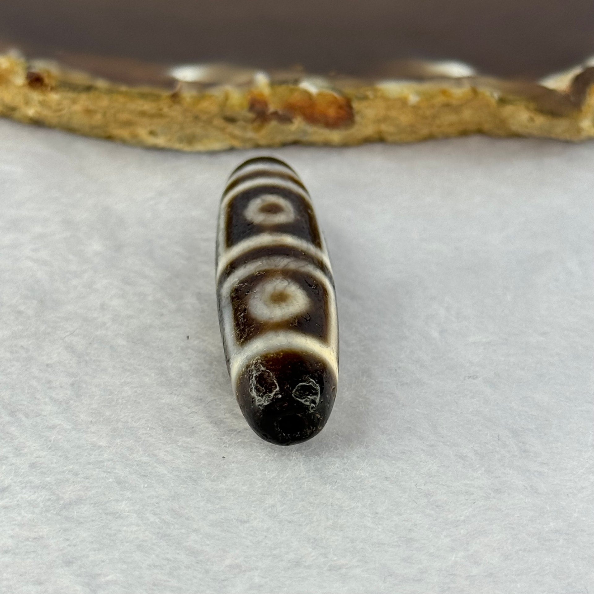 Natural Powerful Tibetan Old Oily Agate 4 Eyes Dzi Bead Heavenly Master (Tian Zhu) 四眼天诛 11.34g 46.8 by 12.7mm - Huangs Jadeite and Jewelry Pte Ltd