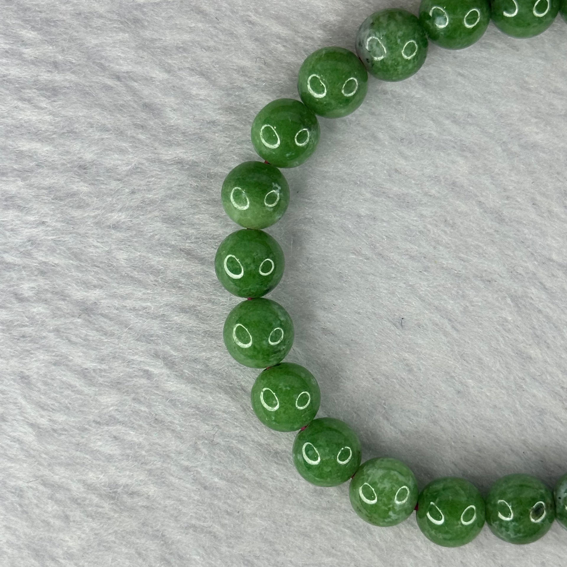 Natural Emerald And Ruby Zoisite Beads Bracelet 18.50g 15.5cm 7.7mm 25 Beads - Huangs Jadeite and Jewelry Pte Ltd