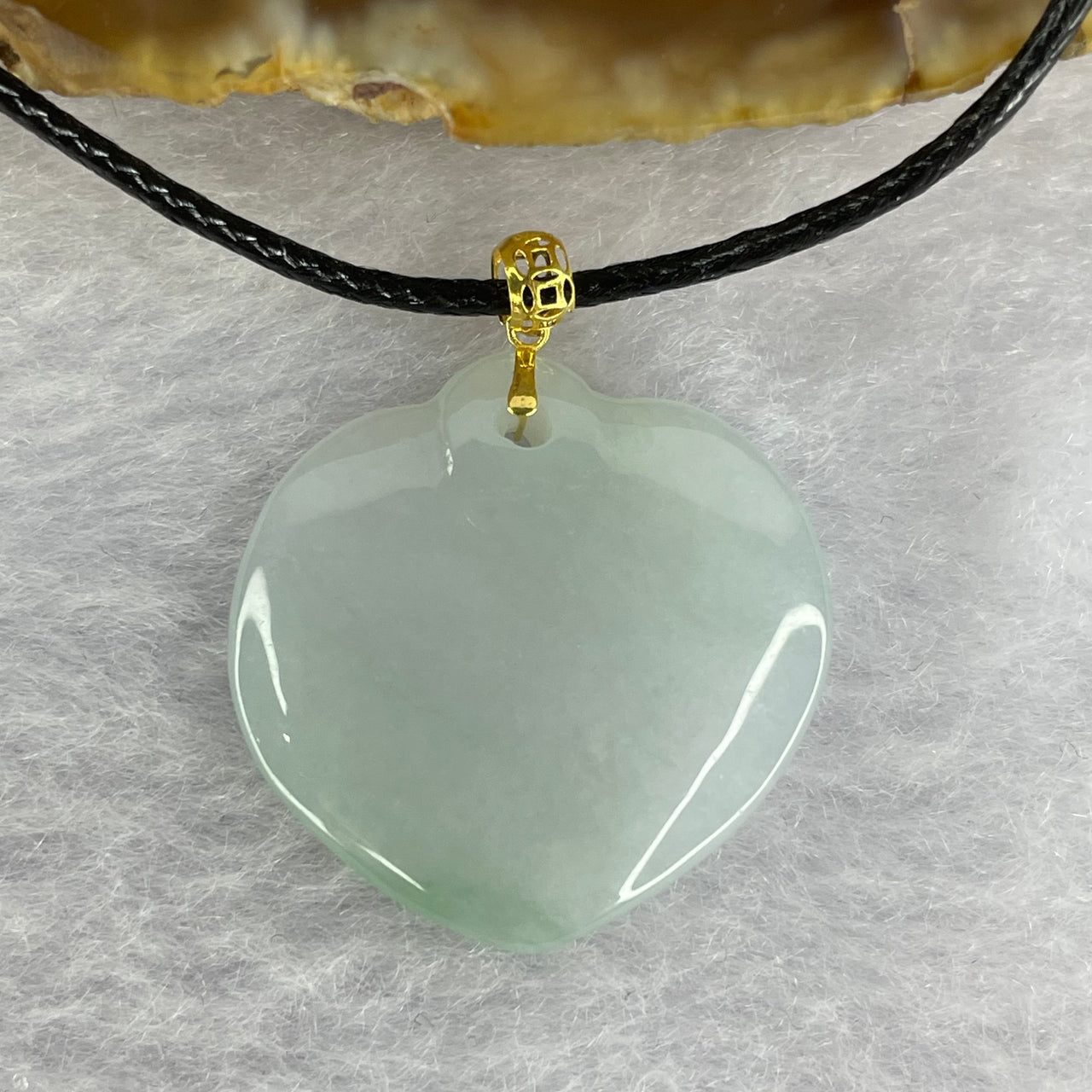 18K Yellow Gold Type A Light Lavender Green Jadeite Heart with String Necklace 4.99g 23.0 by 22.3 by 4.4mm - Huangs Jadeite and Jewelry Pte Ltd