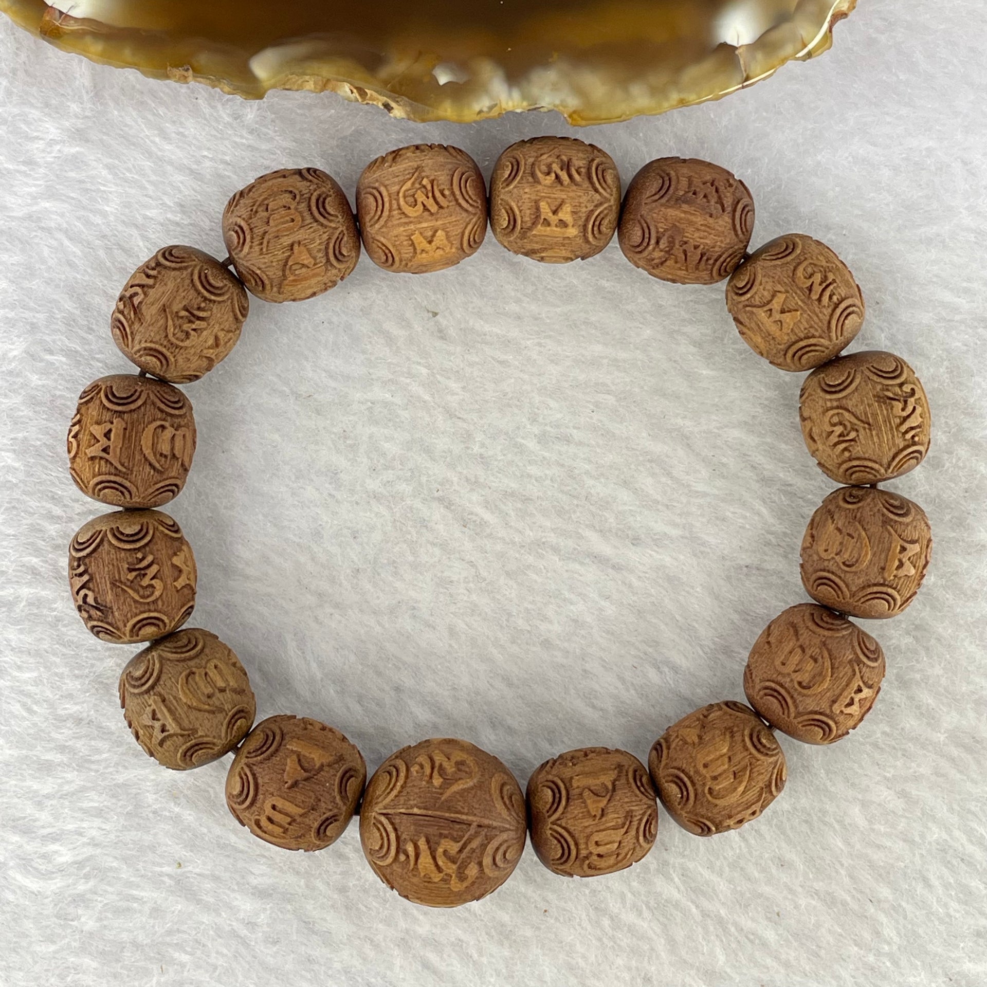 Natural Wild Australian Sandalwood 檀香 Om Mani Padme Hum Beads Bracelet 16.03g 11.5mm 15 Beads / 15.0mm 1 Beads - Huangs Jadeite and Jewelry Pte Ltd