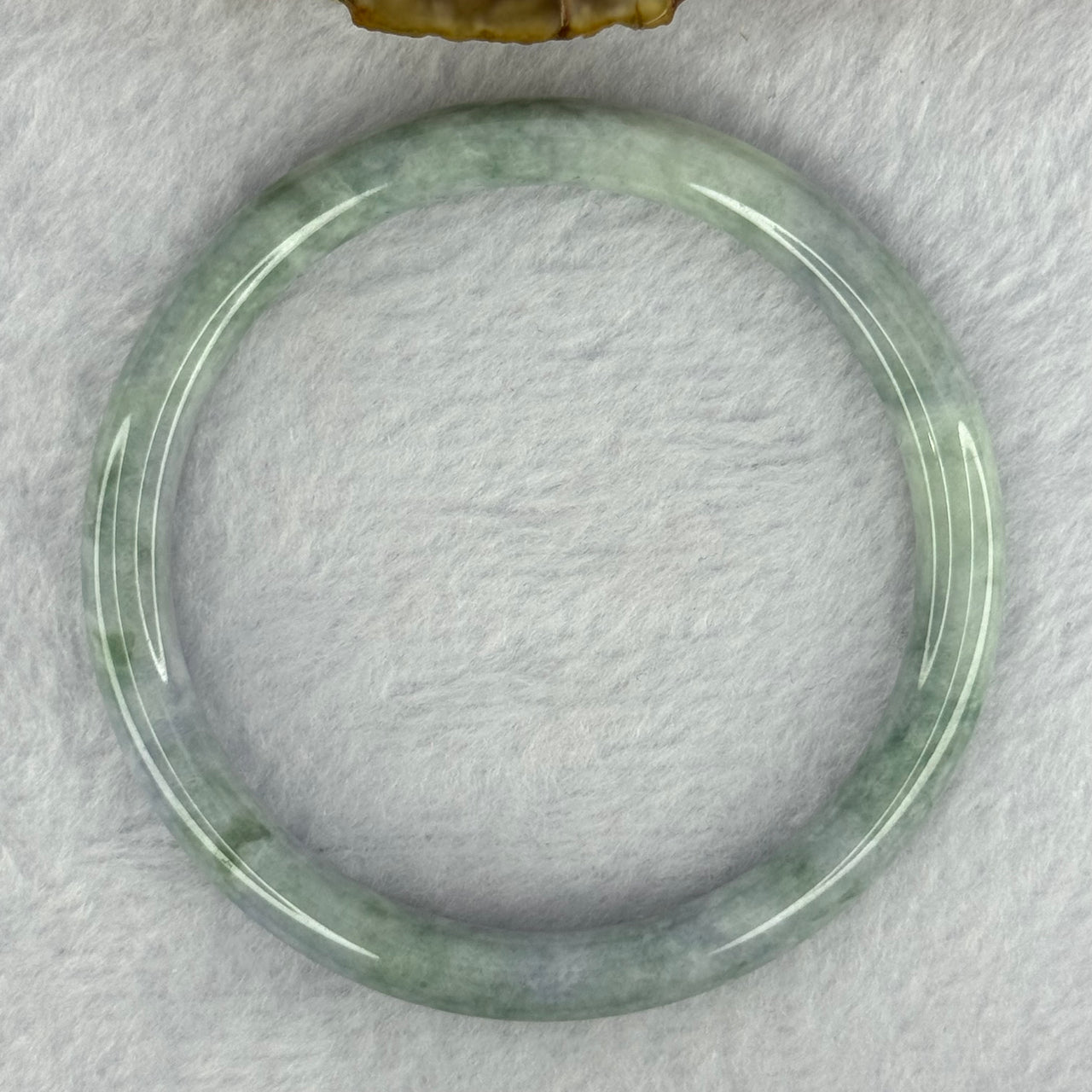 Type A Green and Lavender Jadeite Bangle 28.93g Internal Diameter 59.5mm 7.7 by 7.1mm (Close to Perfect)