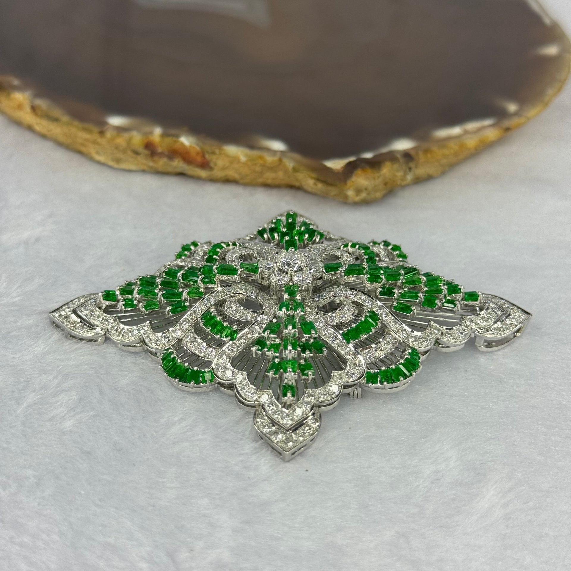 Natural Emeralds (Beryl) Approx. 5.00 cts. Total Weight 38.08g including 114 Emeralds, 208 Natural Diamonds in 14K White Gold with NGI Cert No. 82835784 - Huangs Jadeite and Jewelry Pte Ltd