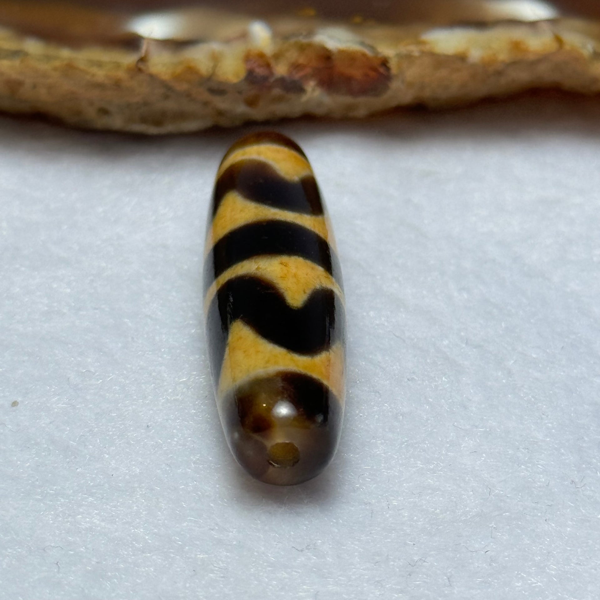 Natural Powerful Tibetan Old Oily Agate  Double Tiger Tooth Daluo Dzi Bead Heavenly Master (Tian Zhu) 虎呀天诛 7.05g 38.5 by 11.1mm - Huangs Jadeite and Jewelry Pte Ltd