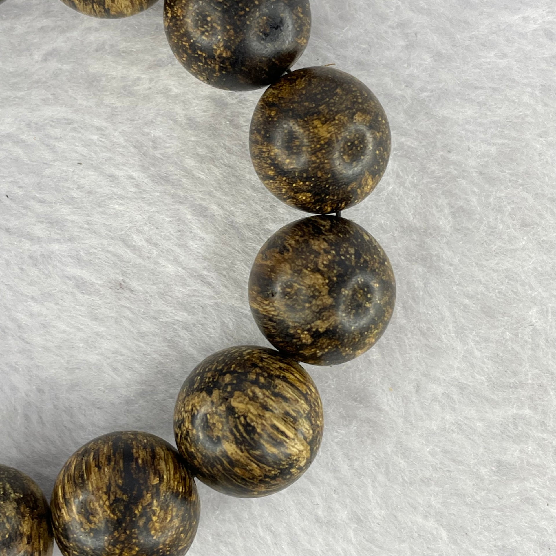 Natural Wild Vietnam Black Kynam Qi Nan Chen Xiang Mu Agarwood Beads Bracelet (Sinking Type 沉水) 天然野生越南黑奇南沉香珠手链 39.37g 20cm 18.0 mm 13 Beads - Huangs Jadeite and Jewelry Pte Ltd