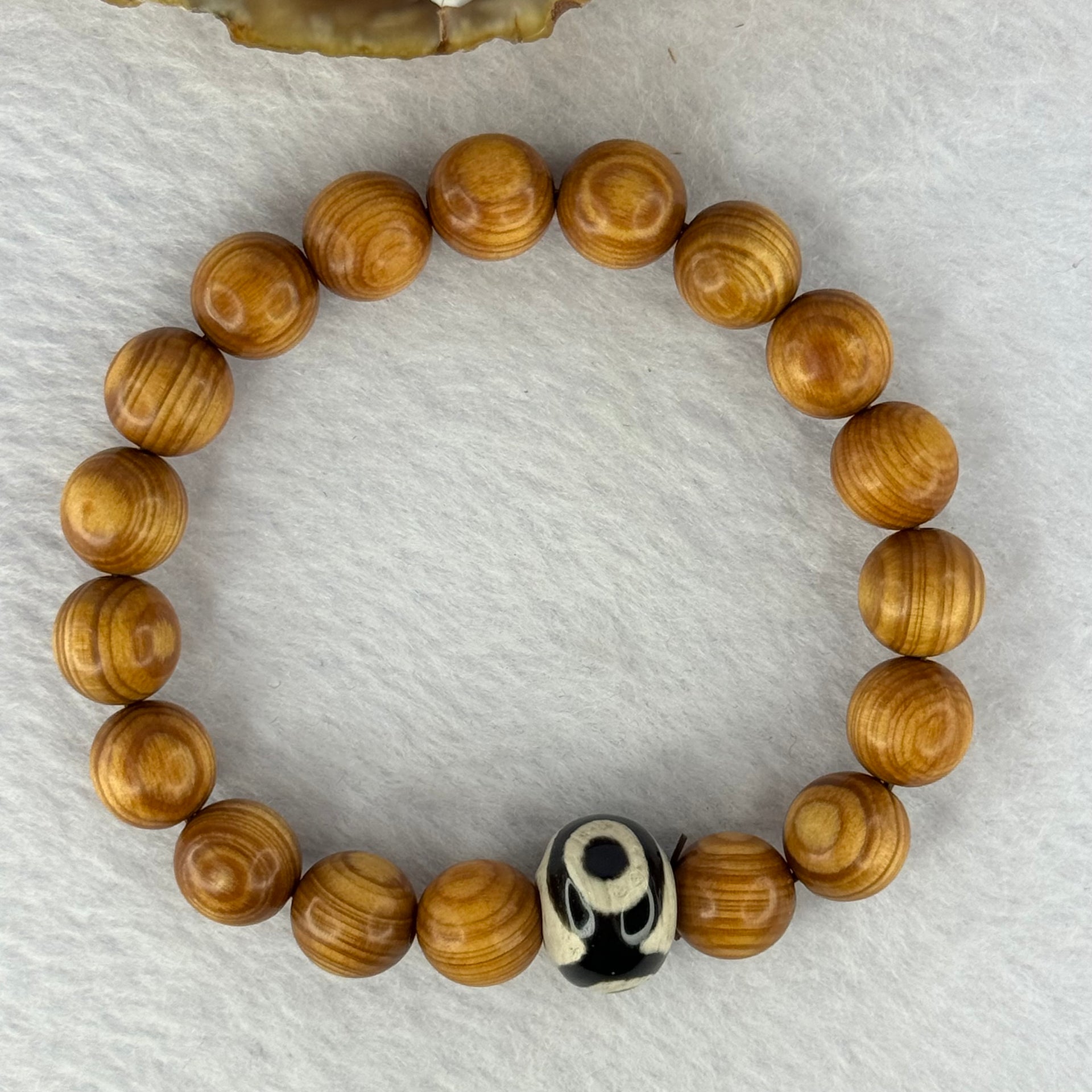 Natural Old Yabai Thuja Wood Beads With 3 Eyes Dzi Bead  Bracelet 老树崖柏三眼天珠手链 11.61g 16.5mm 10.2mm 18 Beads/ 14.1 by 11.0mm 1 Bead - Huangs Jadeite and Jewelry Pte Ltd