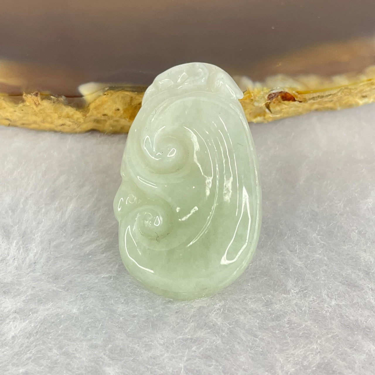 Type A Jelly Green with Faint Green Jadeite Ruyi 如意 6.13g 30.4 by 18.5 by 6.0mm - Huangs Jadeite and Jewelry Pte Ltd