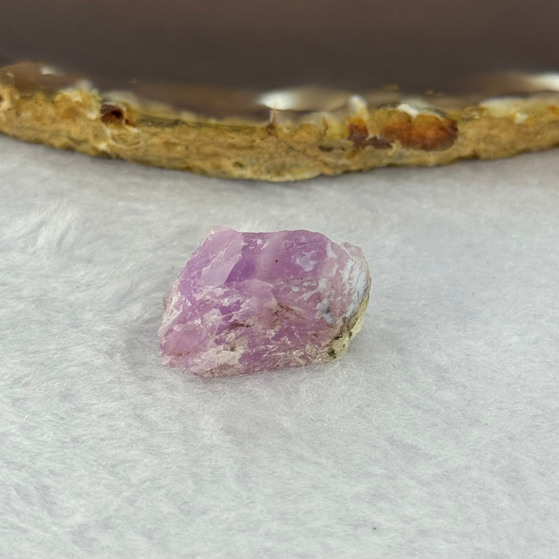 Natural Amethyst Mini Display 7.87g 22.1 by 20.1 by 14.2mm - Huangs Jadeite and Jewelry Pte Ltd