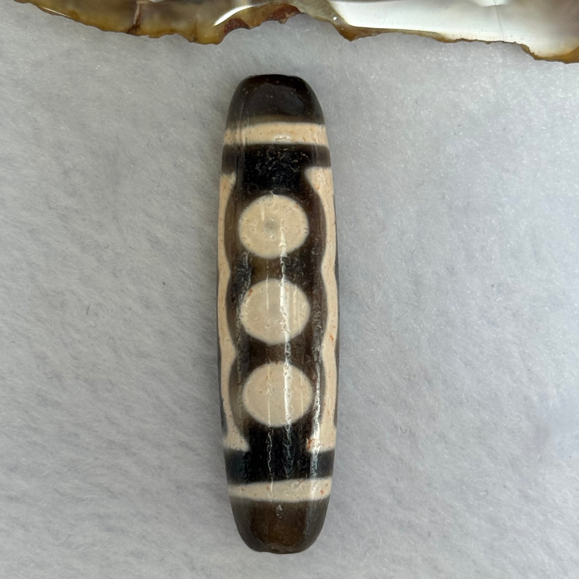 Natural Powerful Tibetan Old Oily Agate 5 Eyes Dzi Bead Heavenly Master (Tian Zhu) 五眼天诛 11.79g 48.5 by 12.5mm - Huangs Jadeite and Jewelry Pte Ltd