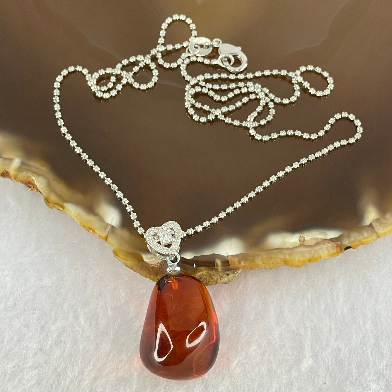 Natural Blood Red Amber Pendant in S925 Sliver Necklace 6.22g 21.6 by 15.6 by 14.9mm