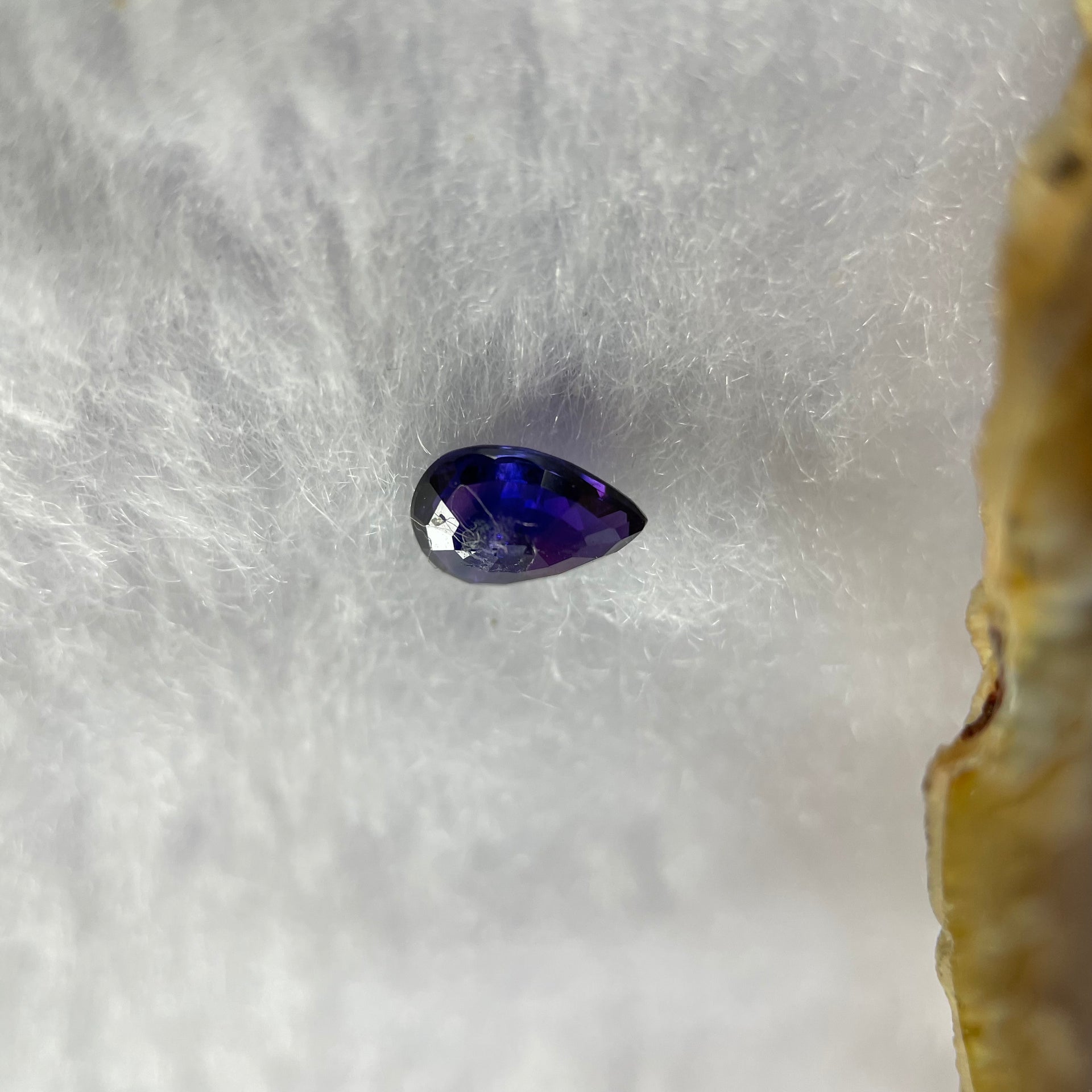 Natural Faceted Tear Drop Shape Blue Sapphire 0.85 ct 7.0 by 4.9 by 2.5mm - Huangs Jadeite and Jewelry Pte Ltd