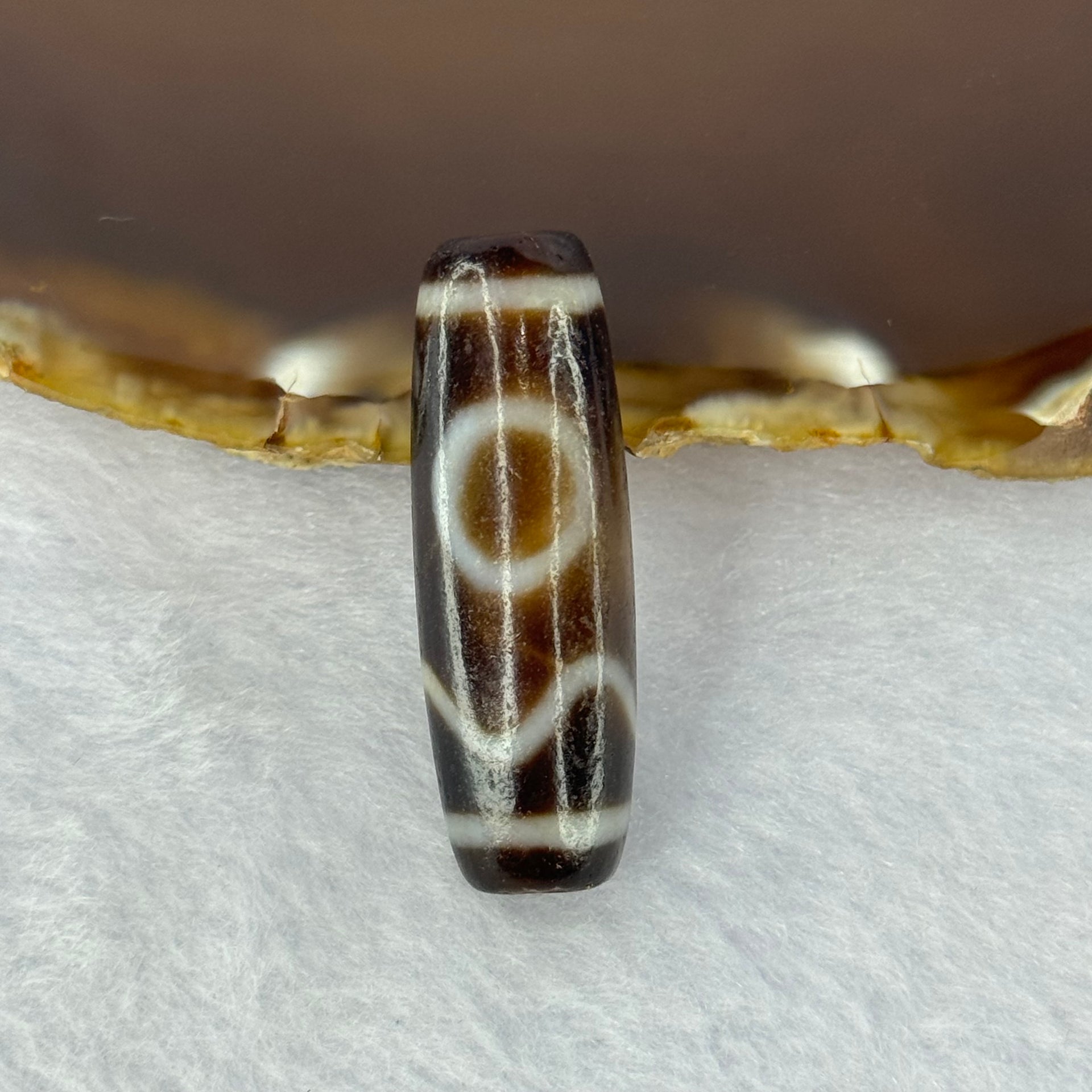 Natural Powerful Tibetan Old Oily Agate Sky Door Serenity 1 Eye Dzi Bead Heavenly Master (Tian Zhu) 一眼天诛 10.00g 38.0 by 12.7mm - Huangs Jadeite and Jewelry Pte Ltd