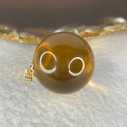 Natural Amber in 18k 750 Yellow Gold Clasp 12.07g Diameter 28.2mm - Huangs Jadeite and Jewelry Pte Ltd