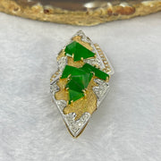 Very Very High Quality Highly Translucent Natural Emerald Green Jadeite (TYPE A) Brooch Approx. 6.5 by 5.50 by 2.82 to 7.97 by 8.30 by 4.63mm Total Weight 17.71g including Natural Diamonds and 18K Yellow Gold and PT900 Setting with NGI Cert No.82835782 - Huangs Jadeite and Jewelry Pte Ltd