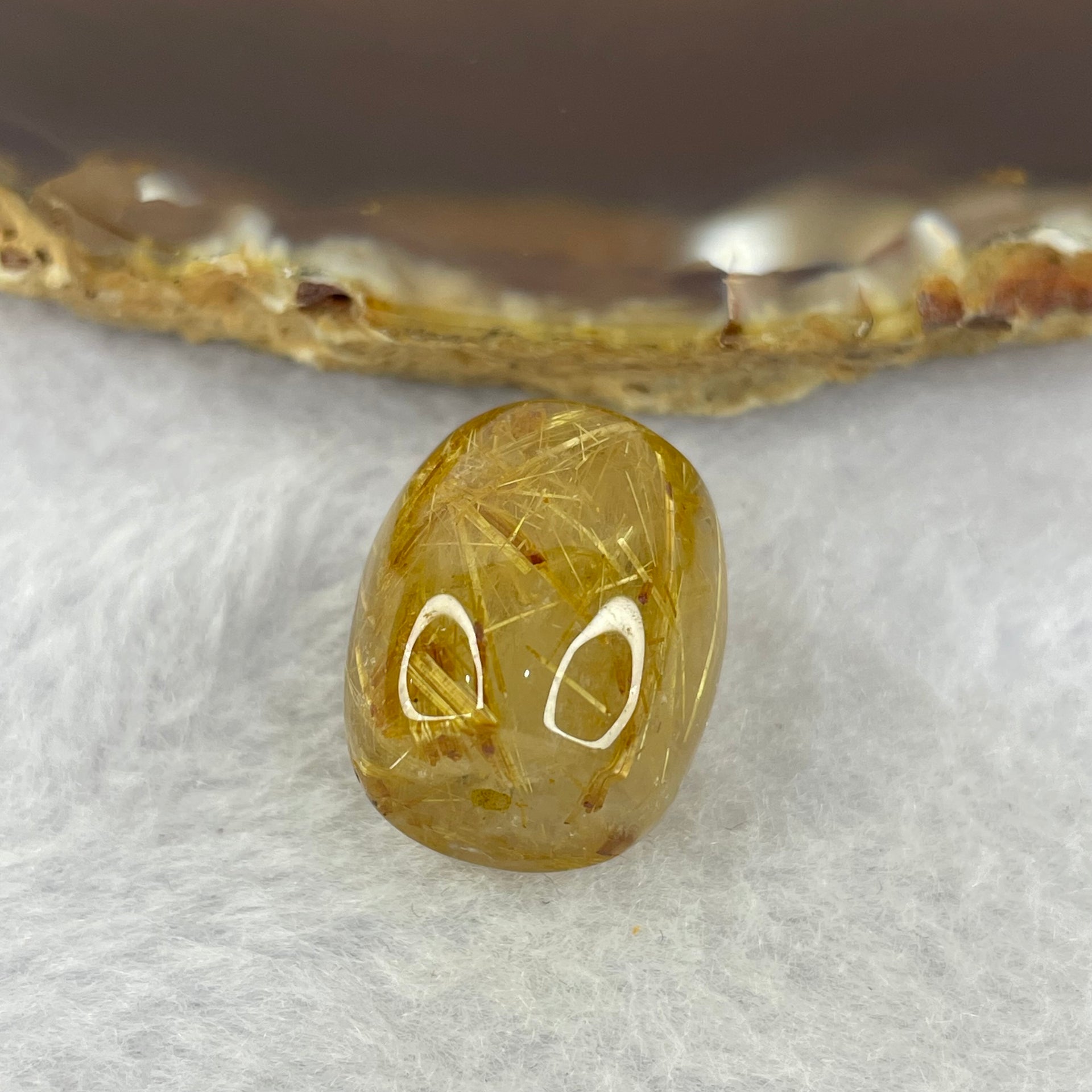 Good Grade Natural Golden Rutilated Quartz Crystal Lulu Tong Barrel 天然金顺发晶水晶露露通桶 
7.11g 16.7 by 15.5mm - Huangs Jadeite and Jewelry Pte Ltd