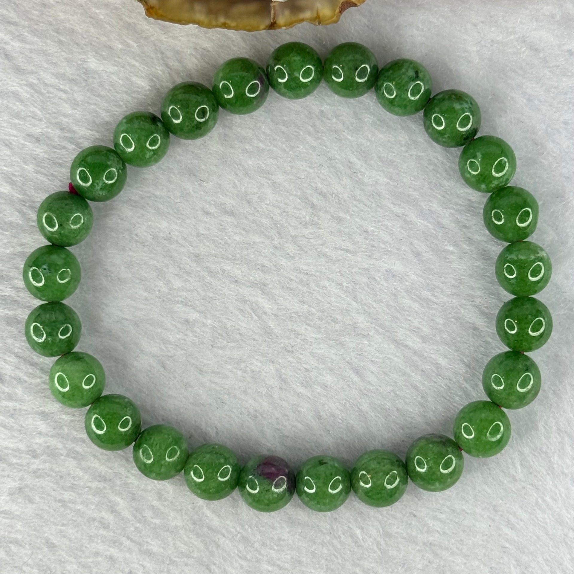 Natural Emerald And Ruby Zoisite Beads Bracelet 18.40g 15.5cm 7.7mm 25 Beads - Huangs Jadeite and Jewelry Pte Ltd