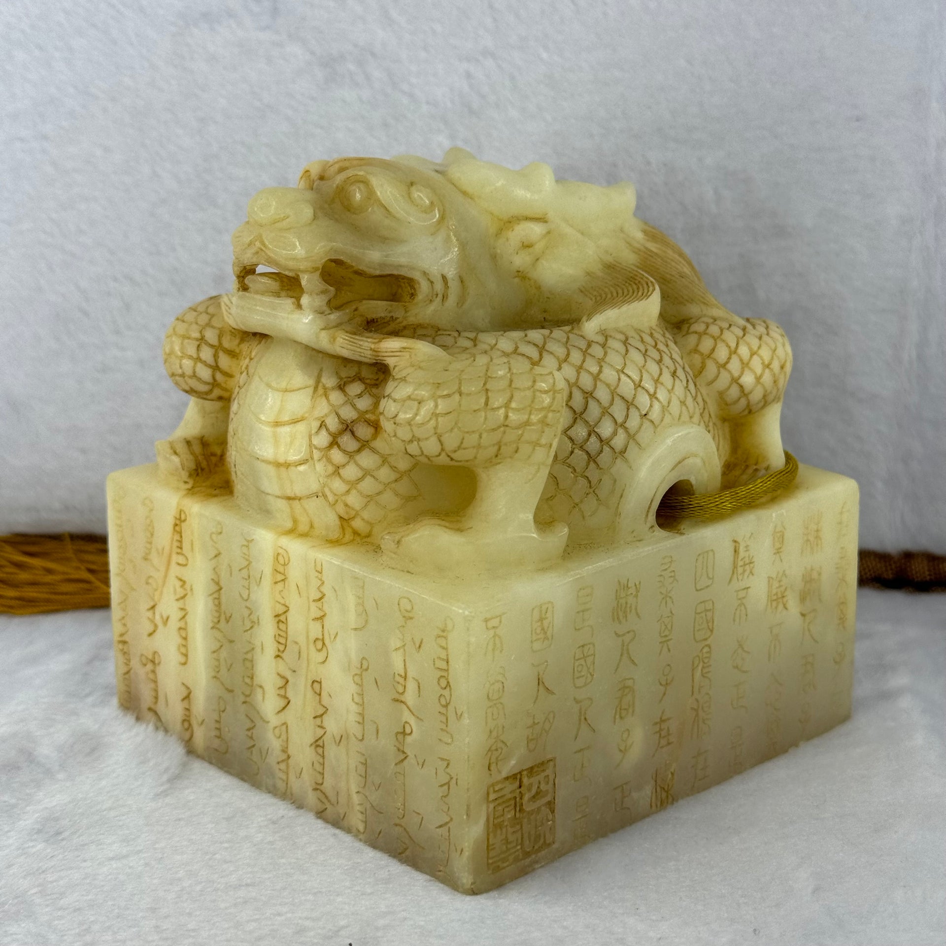 Rare Antique Natural Yellow White Nephrite Dragon Seal 2,154.7g 99.7 by 100.6 by 110.5mm - Huangs Jadeite and Jewelry Pte Ltd